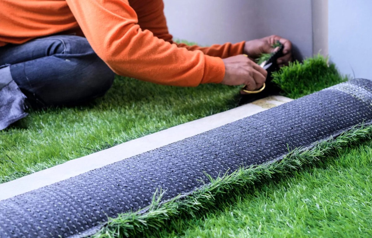 Professional contractor installing artificial grass in Burbank, CA